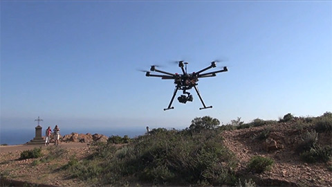 Regardez comment Flying Eye s'appuie sur Digi XBee pour la connectivité des drones et le déploiement des parachutes.