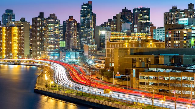 Gestion du trafic dans les villes intelligentes : Solutions d'infrastructure prêtes à être déployées