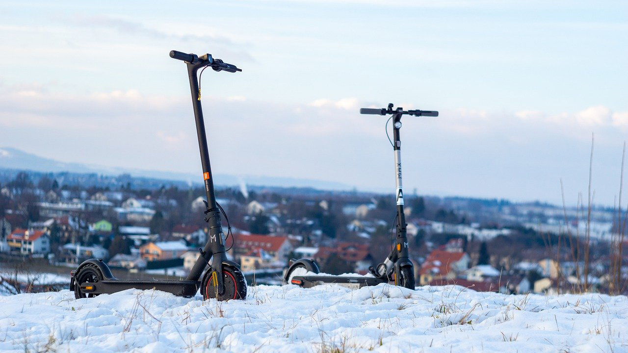 Scooters de location abandonnés