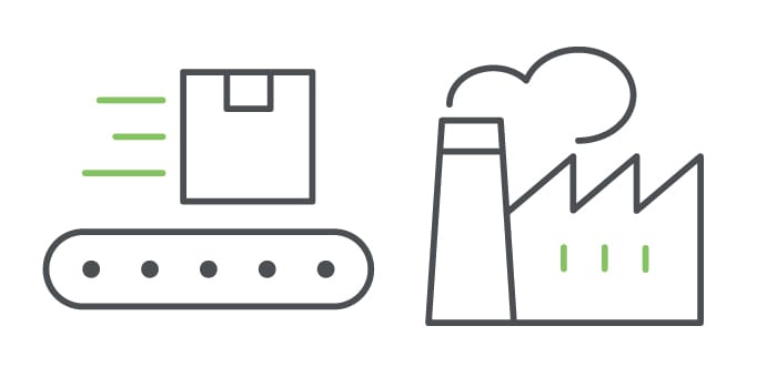 Carton sur un tapis roulant se dirigeant vers l'usine